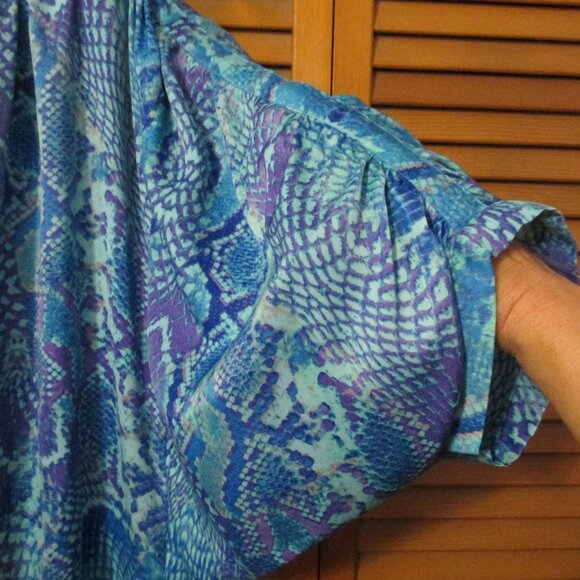 Jennifer Lopez top silky look blues, flowy & feminine, blousy sleeves size XL - Picture 5 of 9